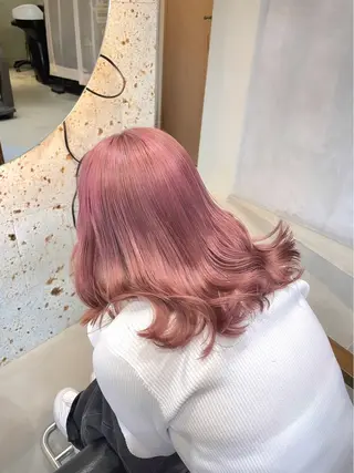 ミディアム カラー tim hinaのヘアスタイル