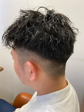 パーマ メンズ liL  hair サトウリョウタのヘアスタイル