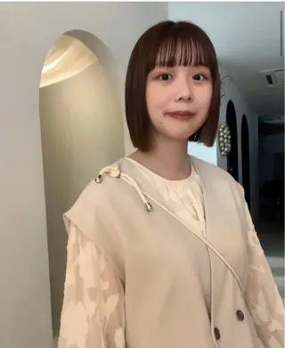 ミディアム anon Loemのヘアスタイル