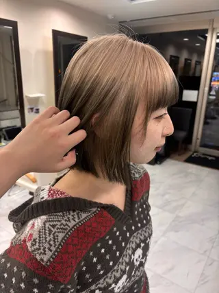 ショート カラー ‪🔆‬ハイトーン ‪🔆‬AYAKAのヘアスタイル