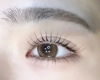 マツエク・マツパ 浅野 優衣のネイルデザイン