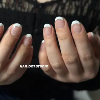 ショート NAIL DOT STUDIOsaraのネイルデザイン