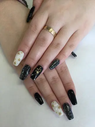 ネイル 💎🐰 saki. m 🐰💎のネイルデザイン