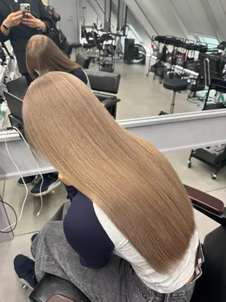 ロング 俊 介のヘアスタイル