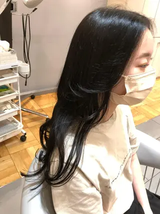 ロング 阪上 沙織のヘアスタイル
