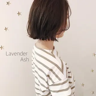 ショート カラー 市川 千夏のヘアスタイル