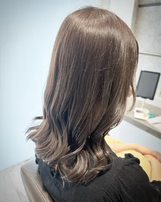 セミロング カラー MignonS 仙幸 大輔のヘアスタイル