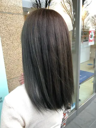 カラー 縮毛矯正　野口 恵のヘアスタイル