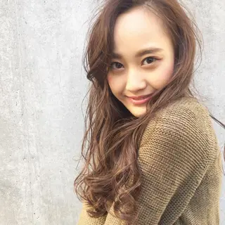 ロング カラー 池田 真由美のヘアスタイル