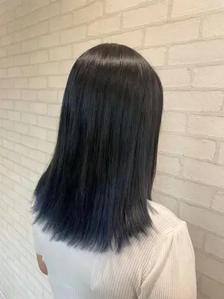 ミディアム カラー 🐤 ゆい🐓のヘアスタイル