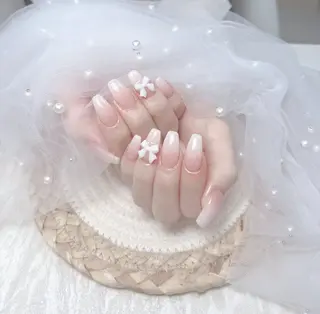 ネイル uu ネイルサロン関内🌼のネイルデザイン