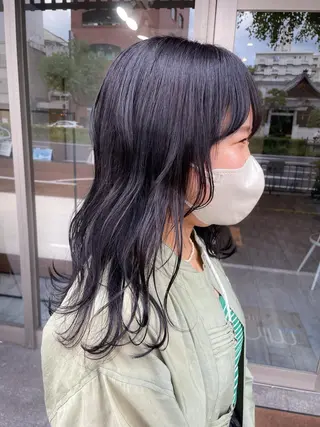 セミロング カラー ヘアアレンジ イワタ マハ/ minim hairのヘアスタイル