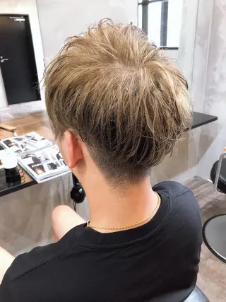 カラー メンズ 中村 優志のヘアスタイル