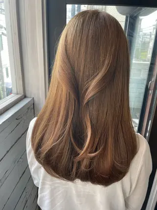 セミロング 髪質改善縮毛矯正 専門店のヘアスタイル