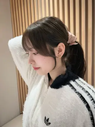 セミロング カラー 興津/韓国レイヤー ダブルカラー美髪縮毛のヘアスタイル