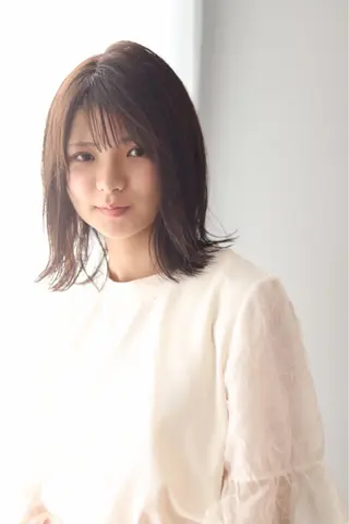 ミディアム 疋田 翼のヘアスタイル