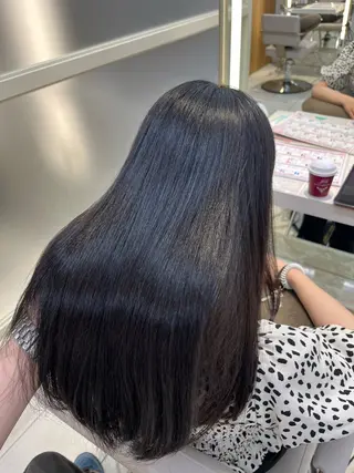 ロング 似合わせレイヤー/ 透明感カラーのヘアスタイル