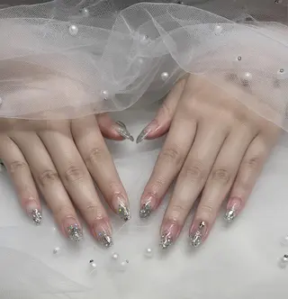 ネイル KARI ネイルサロンのネイルデザイン