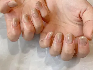 ショート カラー ネイル マツエク・マツパ illum hicariのネイルデザイン