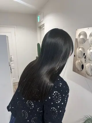 ロング カラー パーマ 透明感カラー/顔周り レイヤー/髪質改善のヘアスタイル