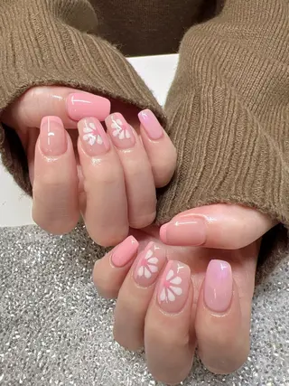 ネイル ガレンドウ 白澤 愛子のネイルデザイン