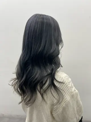 ロング ハイトーン /愛子のヘアスタイル