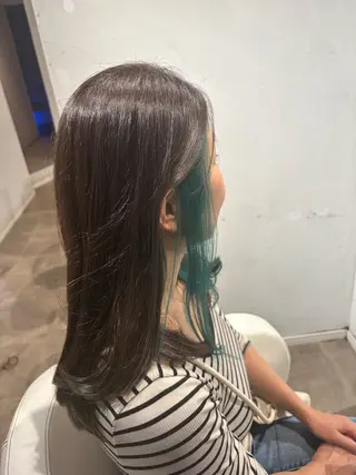 ロング デザインカラー/ オダセイナのヘアスタイル