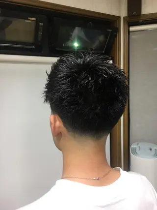 ショート メンズ 牧 颯斗のヘアスタイル