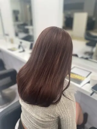 ロング カラー 透明感🤍レイヤー ベージュ‎🤍ピンクのヘアスタイル