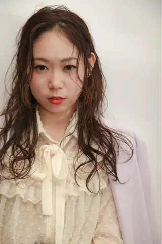 ロング カラー ヘアアレンジ マツエク・マツパ Kawaguchi Arisaのヘアスタイル