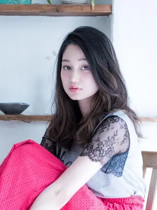 ショート ミディアム セミロング ロング カラー パーマ ヘアアレンジ キッズ ネイル まつエク アンブレラカラー💫 フェイスフレーミングのヘアスタイル