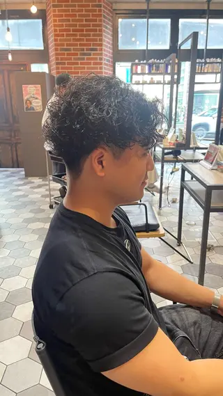 パーマ メンズ 大人男子の メンズパーマのヘアスタイル