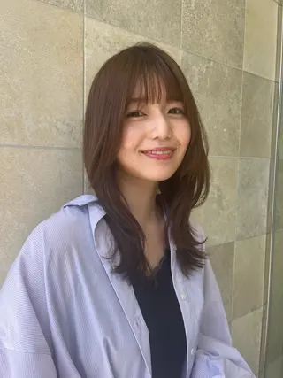 セミロング 艶髪/透明感/ 三宅晴香のヘアスタイル