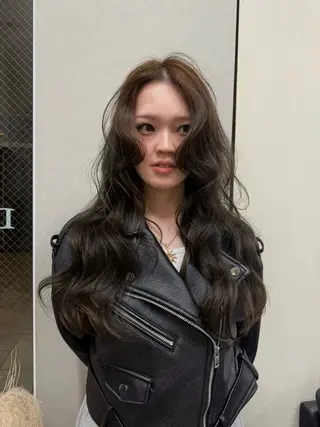 ミディアム カラー Daisy🎀透け感 カラー🎀JUNAのヘアスタイル