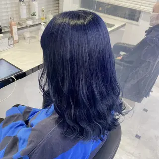 セミロング 🤍ハイトーン寒色 🤍MADOKAのヘアスタイル