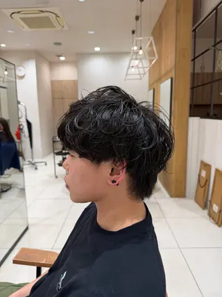メンズ メンズパーマ人気 No. 1🦧タケシのヘアスタイル
