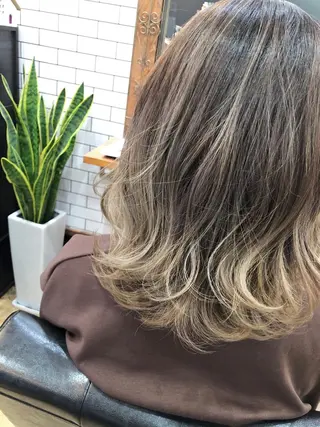 ミディアム カラー THREE 関根大のヘアスタイル