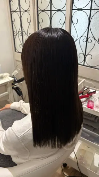 ロング カラー 似合わせ 顔周りYUUGAのヘアスタイル