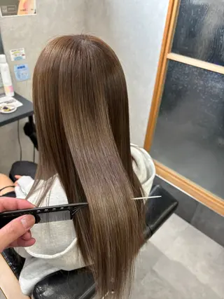 ロング かがみ/メンテナンス カット無料のヘアスタイル