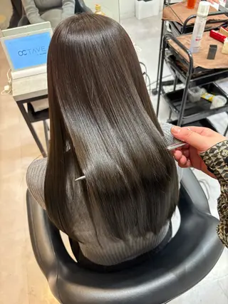 セミロング 髪質改善特化美容師 久万祐人のヘアスタイル