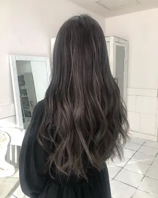 ロング カラー miku🌿‬ メンズバレイヤージュのヘアスタイル