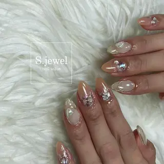 ネイル S♡JEWEL所属・S. JEWELのネイルデザイン