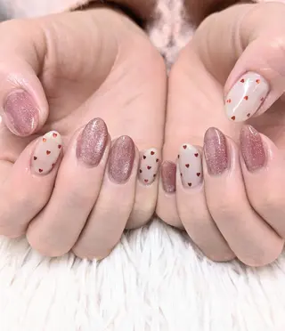 ネイル 會田 瑠衣のネイルデザイン