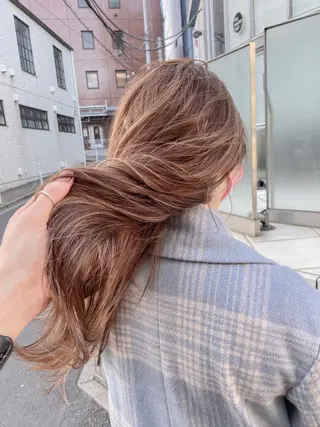 セミロング カラー 海外デザイン🇺🇸 石渡諒太のヘアスタイル