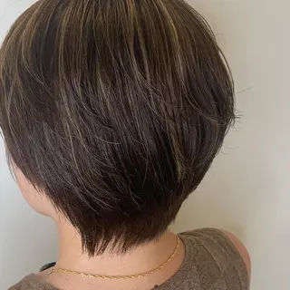 ショート カラー izumi 【カラー/髪質改善】のヘアスタイル