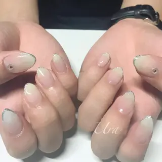 ネイル UrakoNail 《nail》のネイルデザイン