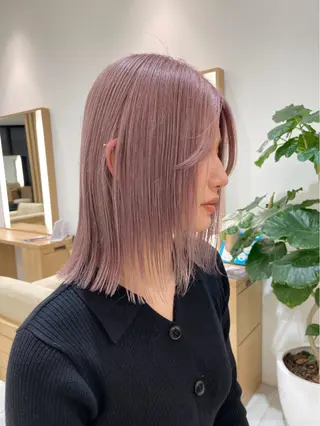 ミディアム カラー 森川 好羽のヘアスタイル
