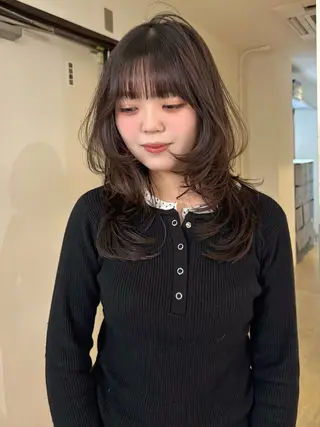 ロング カラー mizuki/ピンク ベージュ.レイヤーのヘアスタイル