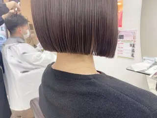 ミディアム 【岡山/pilina 】白井美緒のヘアスタイル