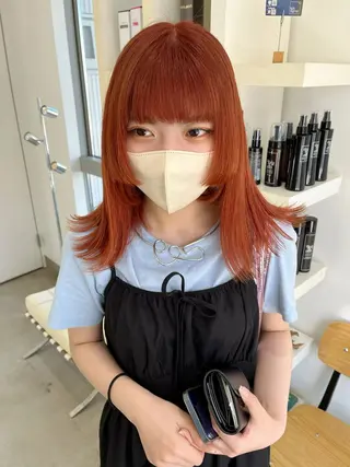 ミディアム 長山 茉白のヘアスタイル
